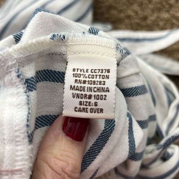 NWT Vintage Havana Pinstripe Jumpsuit with Open Back Size Small - Picture 9 of 13